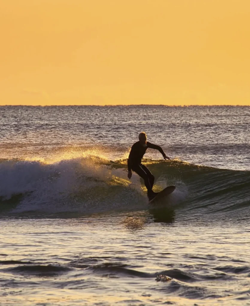 Berrys Beach surfing