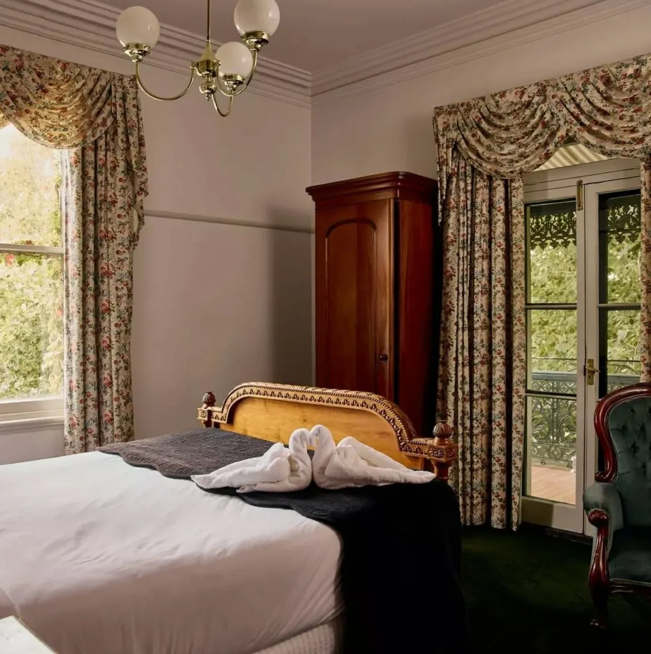 Check In and Check Out, Yarra Valley Grand Hotel