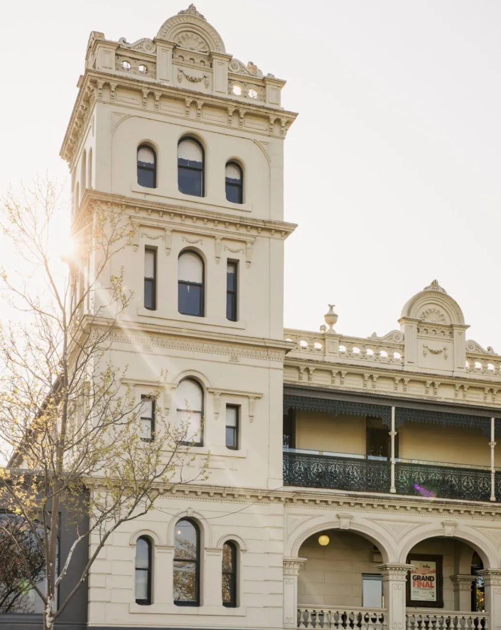 Yarra Valley Grand Hotel: Historic Charm & Modern Comfort