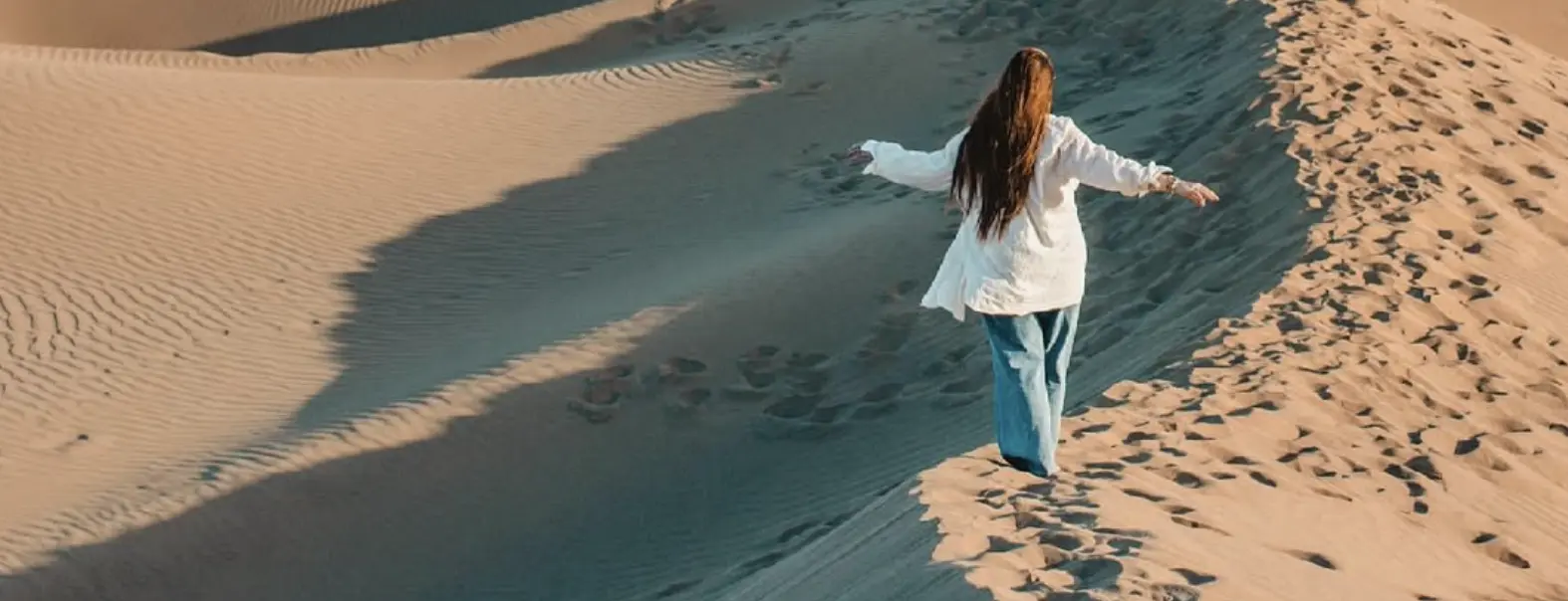 Which entrance to Pinnacles Desert is best?