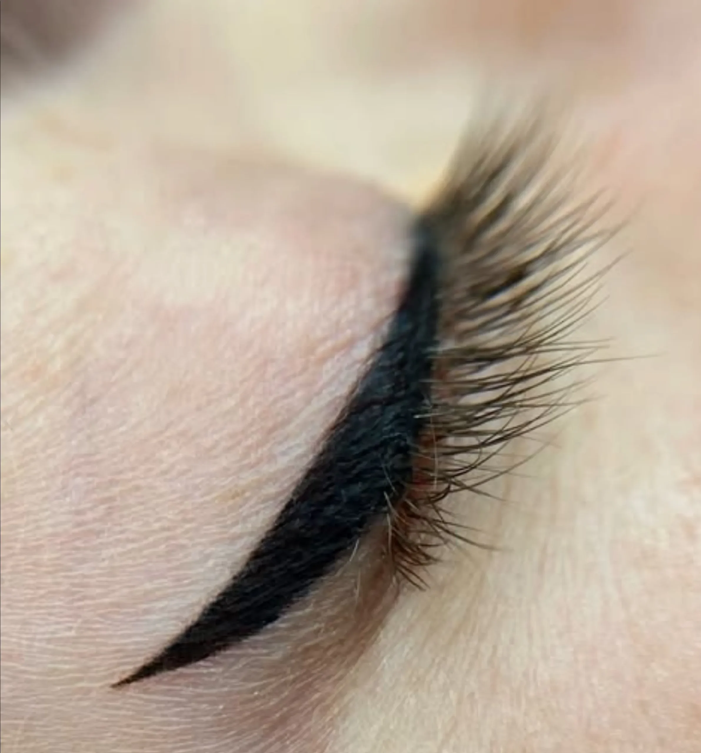 permanent eyeliner tattoo benefits
